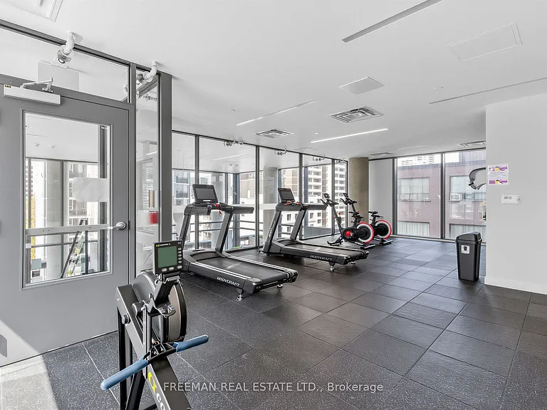 81 Wellesley St E #608 — Photo 25