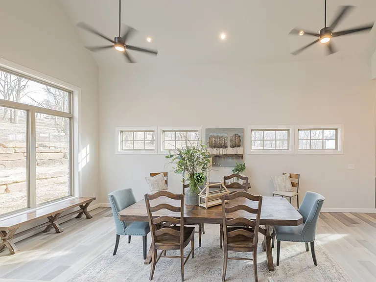 Oak Hill Townhomes: Now Offering First Month FREE! — Photo 19