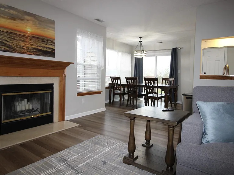 2315 Pheasant Run — Photo 9