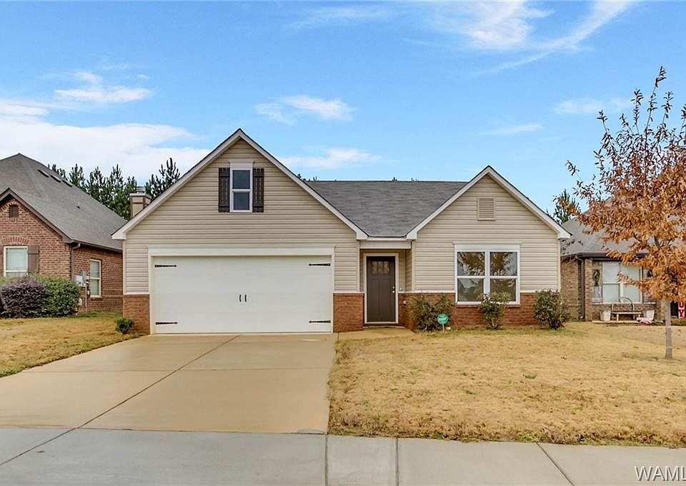 1st image of 2721 Lily Cir
