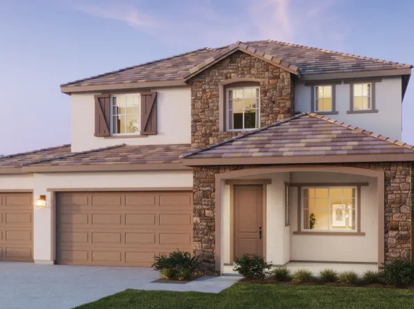 754 E Boornazian Ave, Fowler, CA 93625