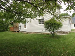 1314 Burkholder Rd, Clyde, OH 43410