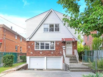 140-27 Quince Avenue, Flushing, NY, 11355
