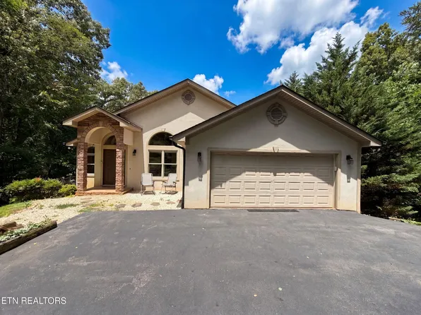 630 Rock House Rd, Kodak, TN 37764