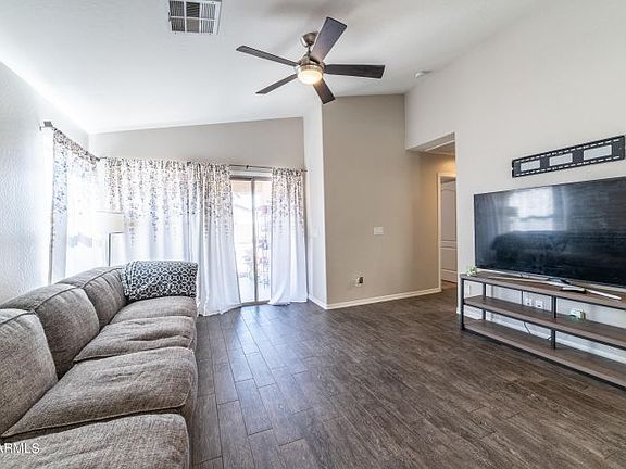 4th image of 90 W Dana Dr