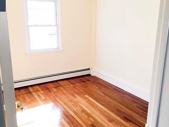 3rd image of 4581 Browvale Ln #2F