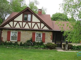 1302 Stanwix Dr, Toledo, OH