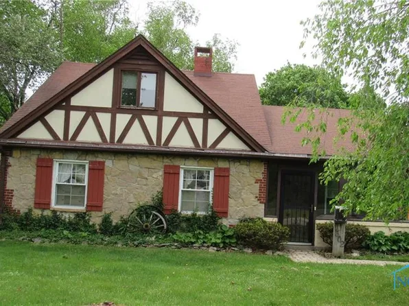 1302 Stanwix Dr, Toledo, OH 43614