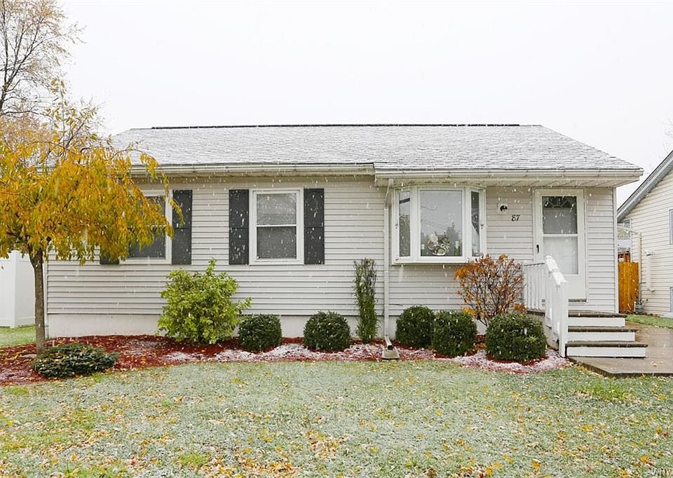 1st image of 87 Mayberry Dr W