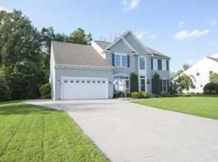 9110 Michael Douglas Dr, Clarence Center, NY 14032