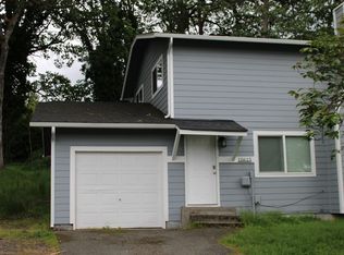10615-10617 10th Avenue Ct S, Tacoma, WA 98444