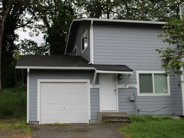 10615-10617 10th Avenue Ct S, Tacoma, WA 98444
