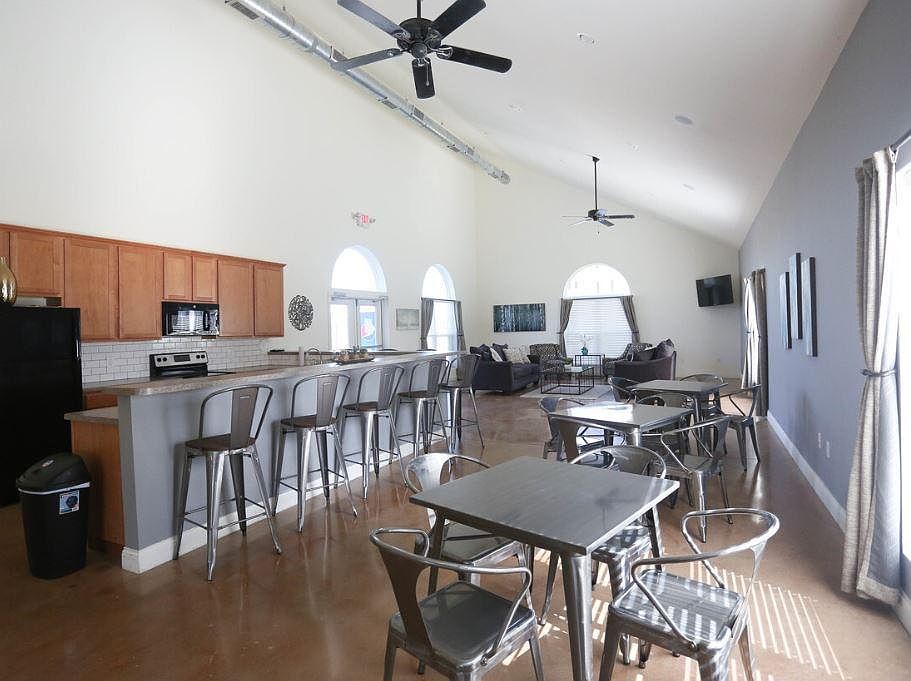 Rentable clubhouse