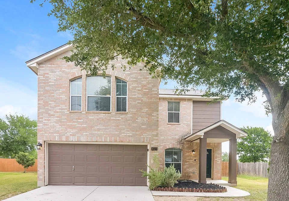 4323 Gentle Grove Dr