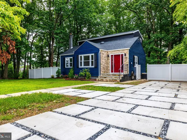 110 Forrest Ave, Runnemede, NJ 08078