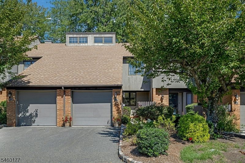 1st image of 70 Keats Way