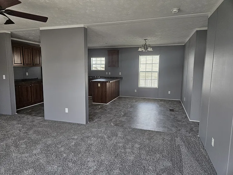 Living room/dining room