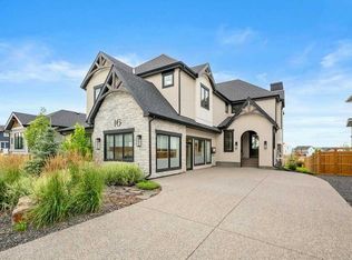 16 S Chokecherry Rise, Rocky View County, AB T3Z0G3