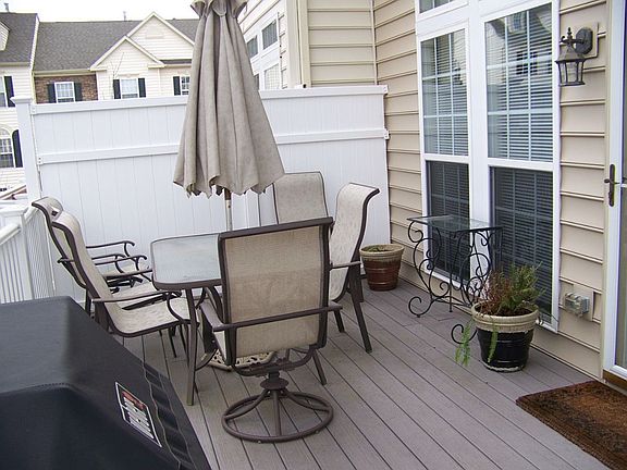 2nd image of 2802 Marley Ln