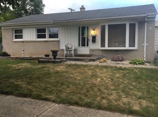 47686 Winthrop St, Shelby Township, MI 48317