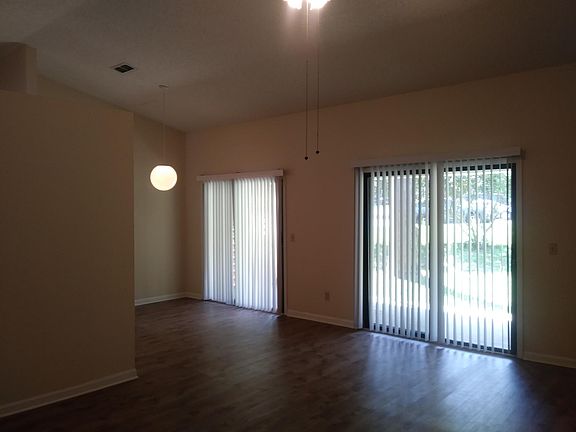 4th image of 1600-1 Akridge Dr