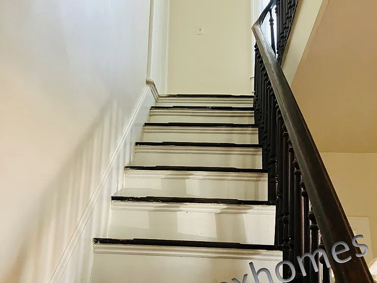 112 Mechanic St #A — Photo 14