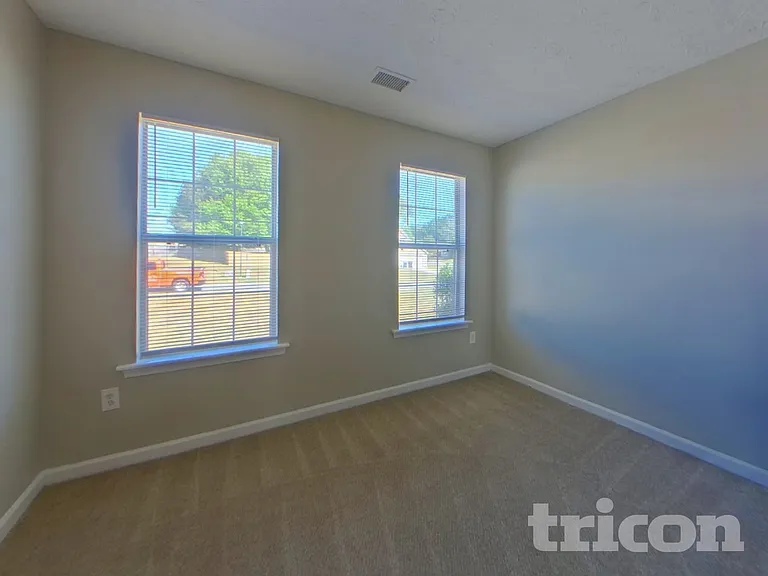 3710 Michaels Creek Way — Photo 11