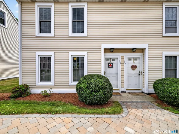 54 Rope Ferry Road #H133, Waterford, CT 06385