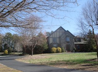 164 Abbotts Grove Ct, High Point, NC 27265