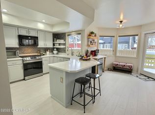 11835 Gregory Rd, Anchorage, AK 99516