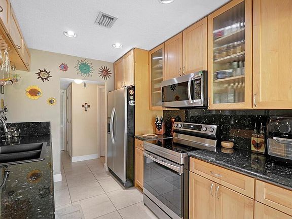 5th image of 5107 Bayberry Lane