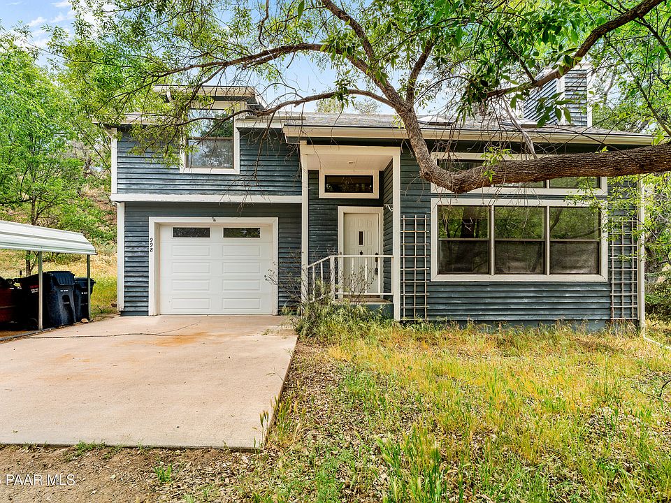 1st image of 998 W Canyon Dr