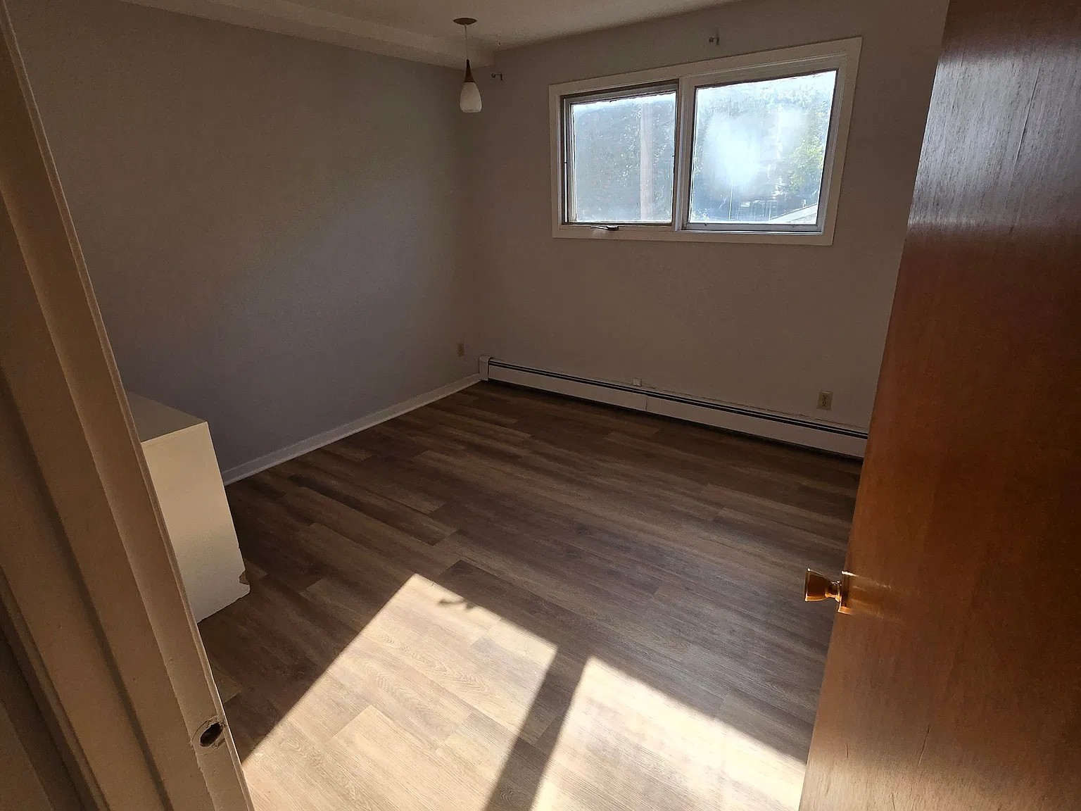 model - 2352 Ottawa Street — Photo 3
