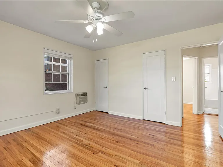 11B W Roselle Ave #11B — Photo 21