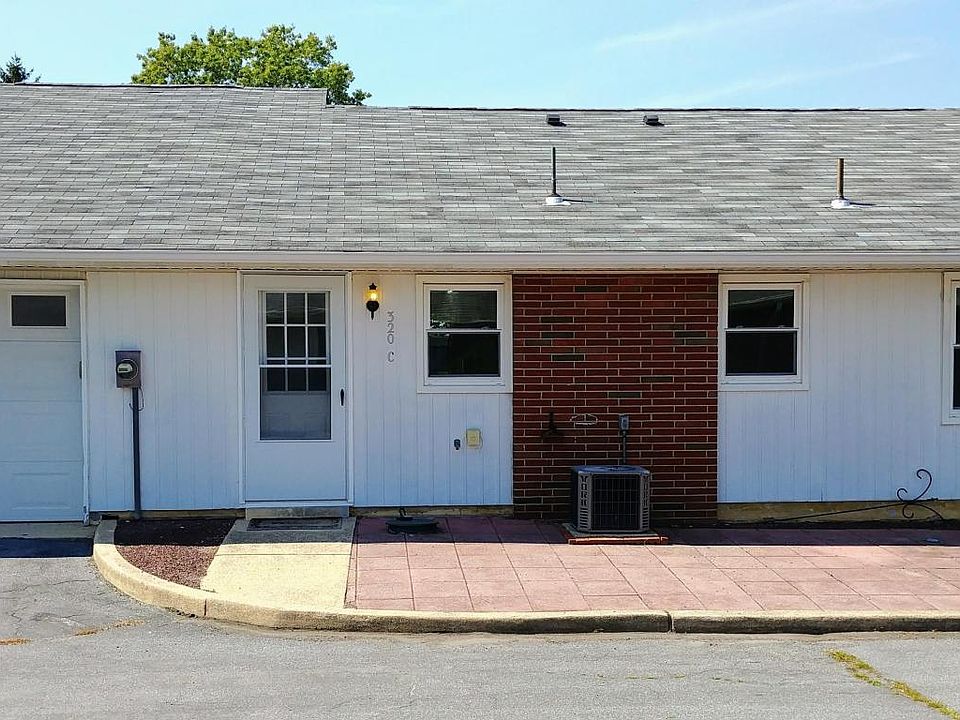 1st image of 320C Coventry Ct