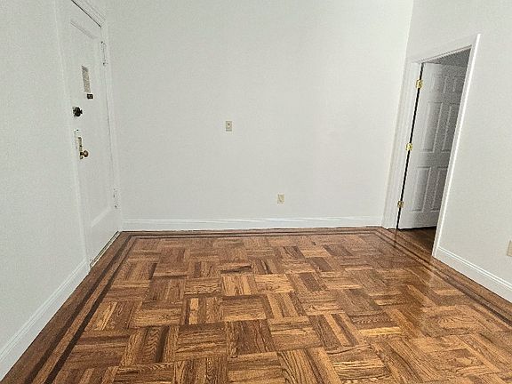 3rd image of 3264 41st St APT 2A