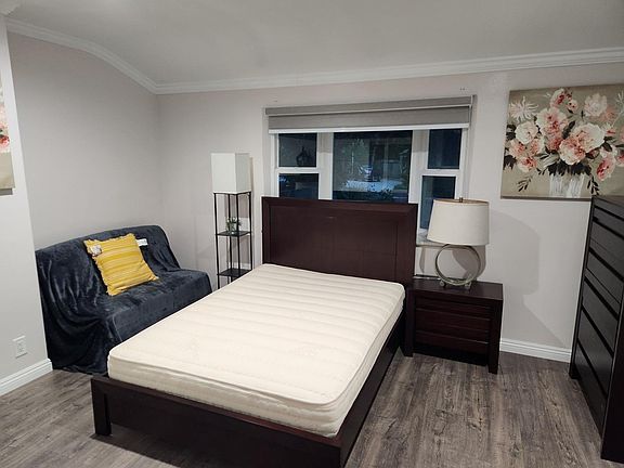 5th image of 1141 S Lincoln Ave #F