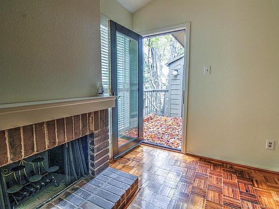 5th image of 10049 Westpark Dr APT 190