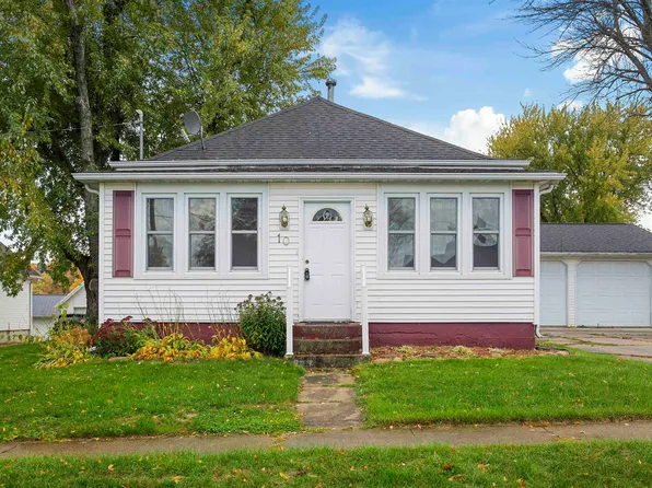 10 E 3rd St, Earlville, IA 52041