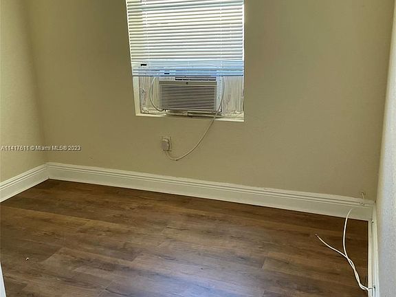 4th image of 6109 SW 63rd Ter #6109