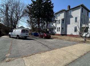18 Hawthorne St, Norwich, CT 06360