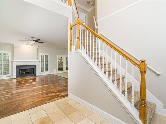 3rd image of 10870 Kimball Crest Dr