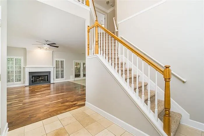 10870 Kimball Crest Dr — Photo 3