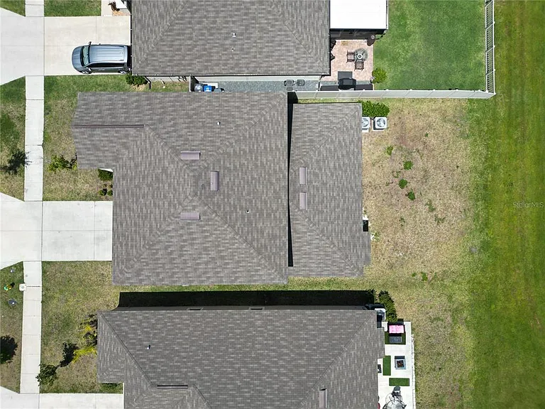 5462 Grays Harbor Ct — Photo 24