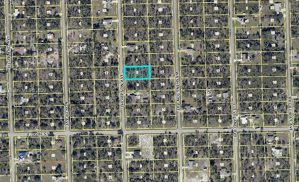 2nd image of 1008 Thompson Ave