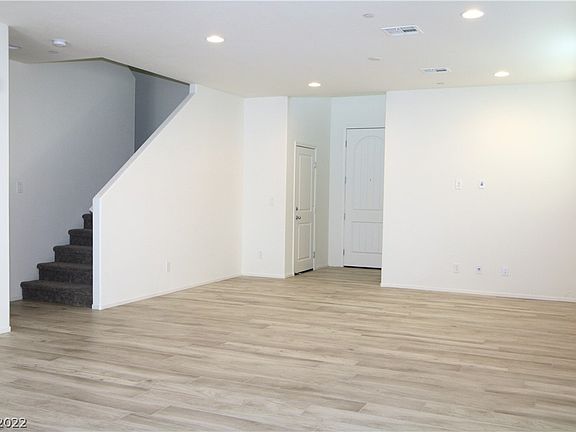 2nd image of 636 Honesty Ct