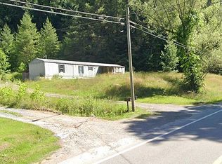 8563 Clay Hwy, Bickmore, WV 25019