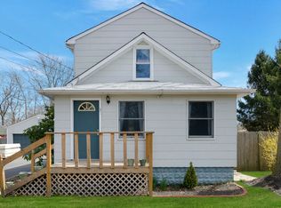 31 S Columbia St, Port Jefferson Station, NY 11776