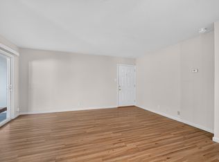 1815 Ednamary Way APT F, Mountain View, CA 94040