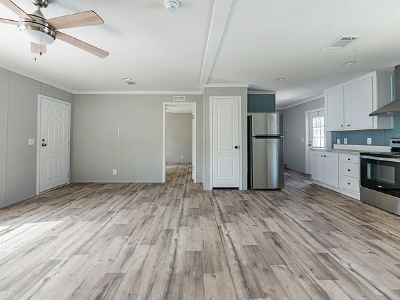 5th image of 1300 Hand Ave #F5-b
